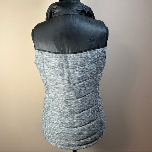 The North Face Heathered Gray and Black Jacket - Picture 2 of 7